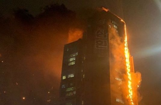 Chay lon tai toa nha 33 tang o Han Quoc hinh anh