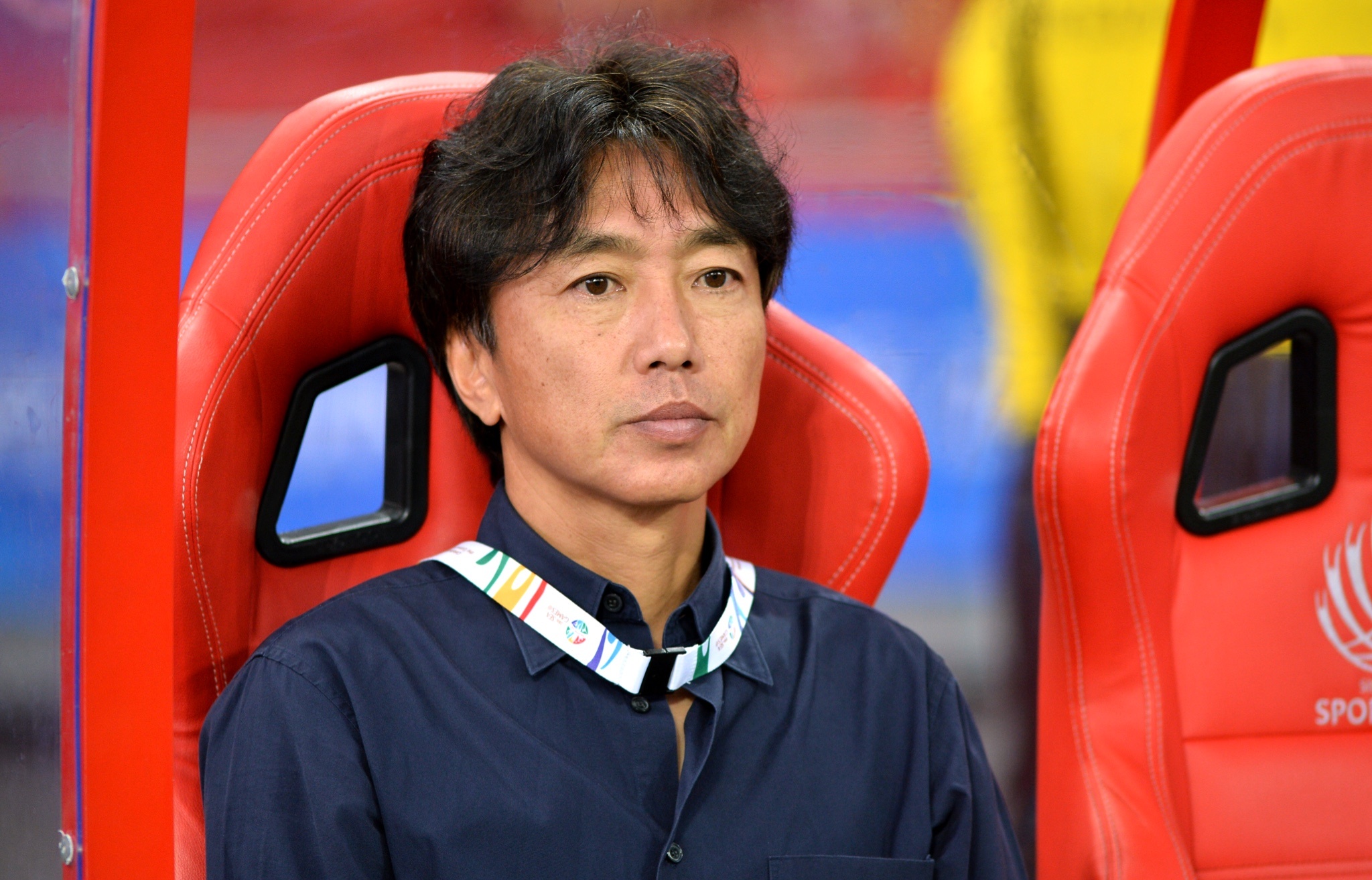 HLV Miura tin tuong va ky vong vao cac cau thu tre hinh anh