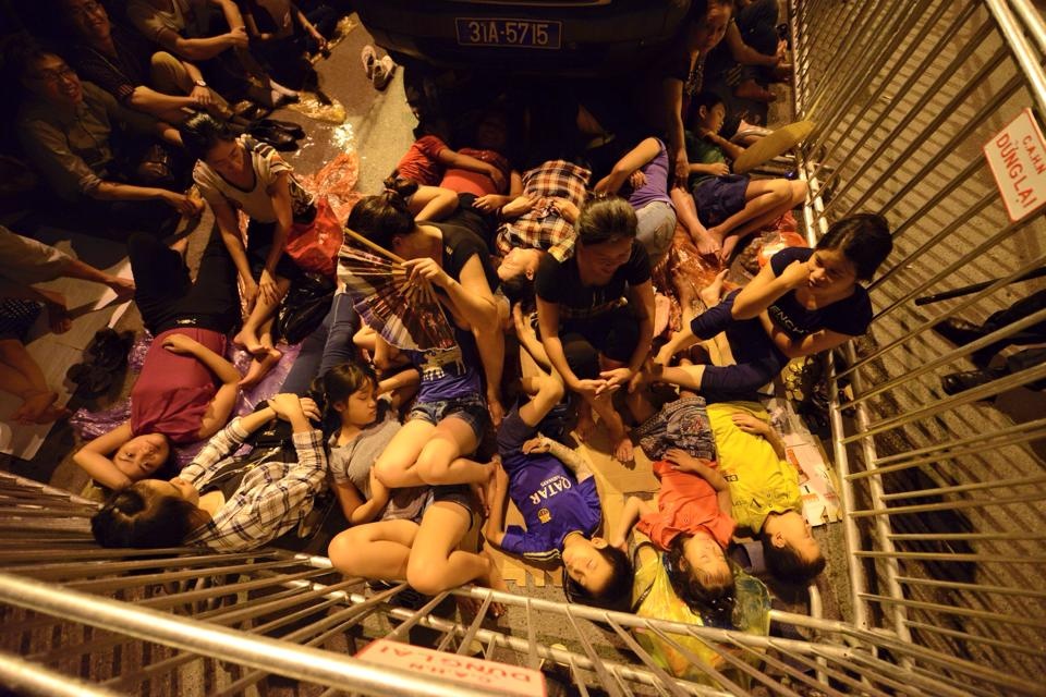 Trang dem xi cho via he cho xem dieu binh hinh anh