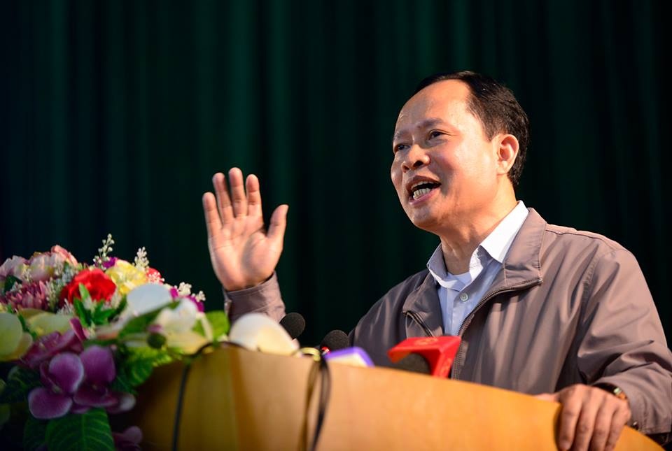 Cuoc doi thoai cua Bi thu Thanh Hoa voi ngu dan Sam Son hinh anh