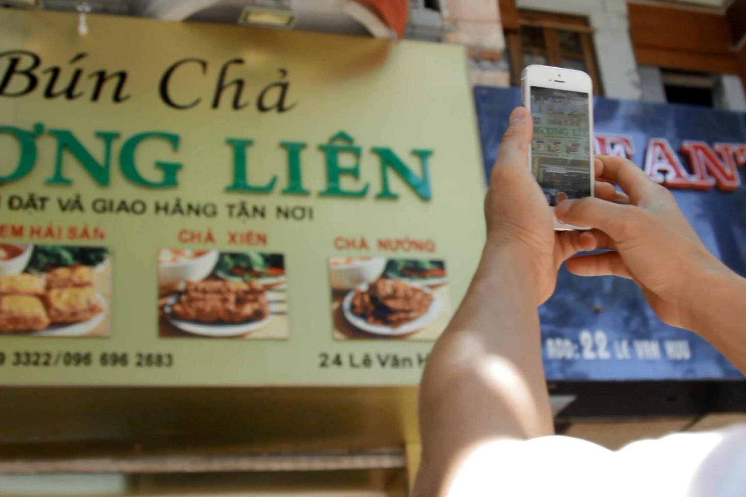 'Check-in bun cha Obama' hinh anh