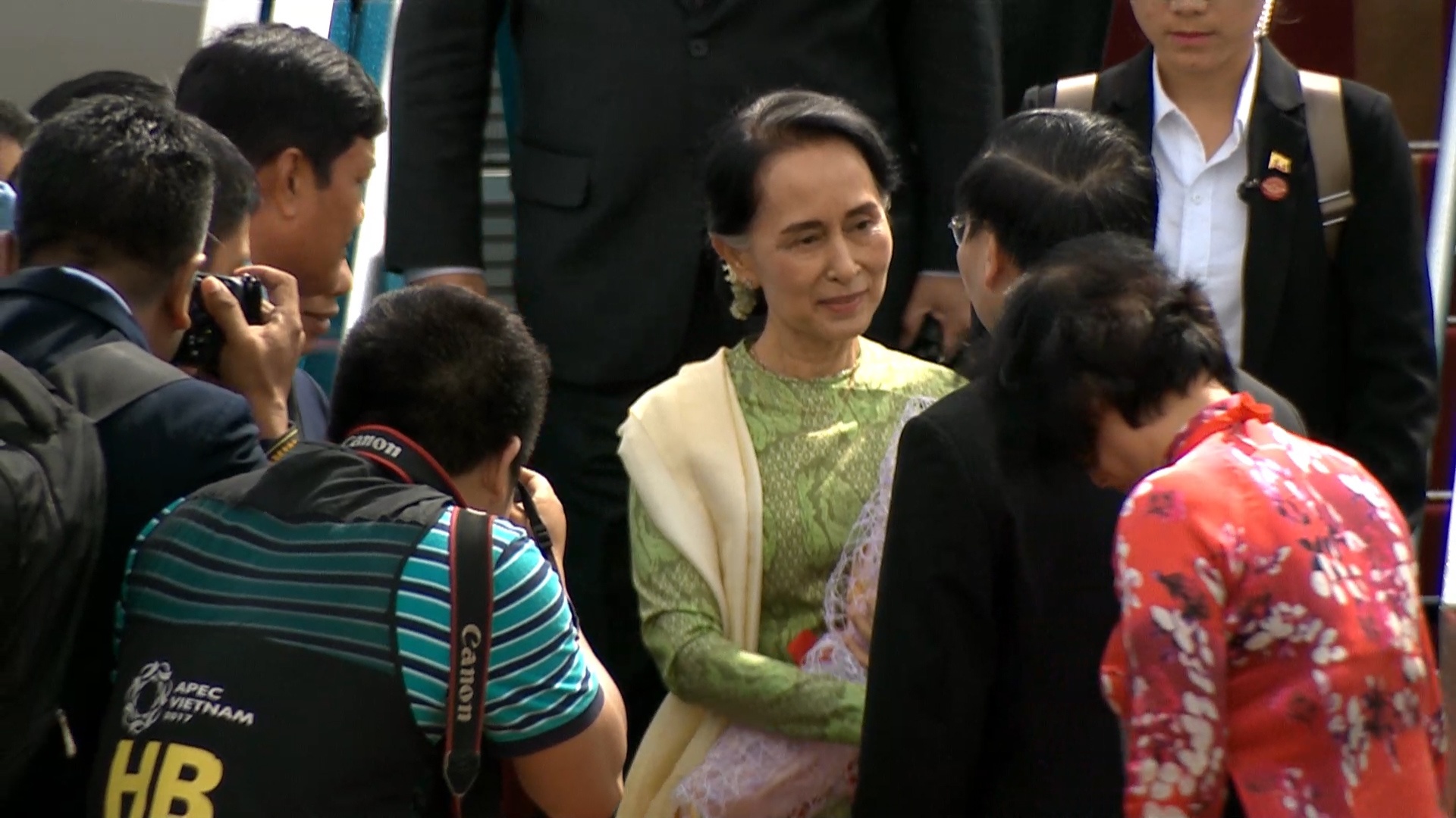 Chuyen co dua ba Aung San Suu Kyi den Da Nang hinh anh