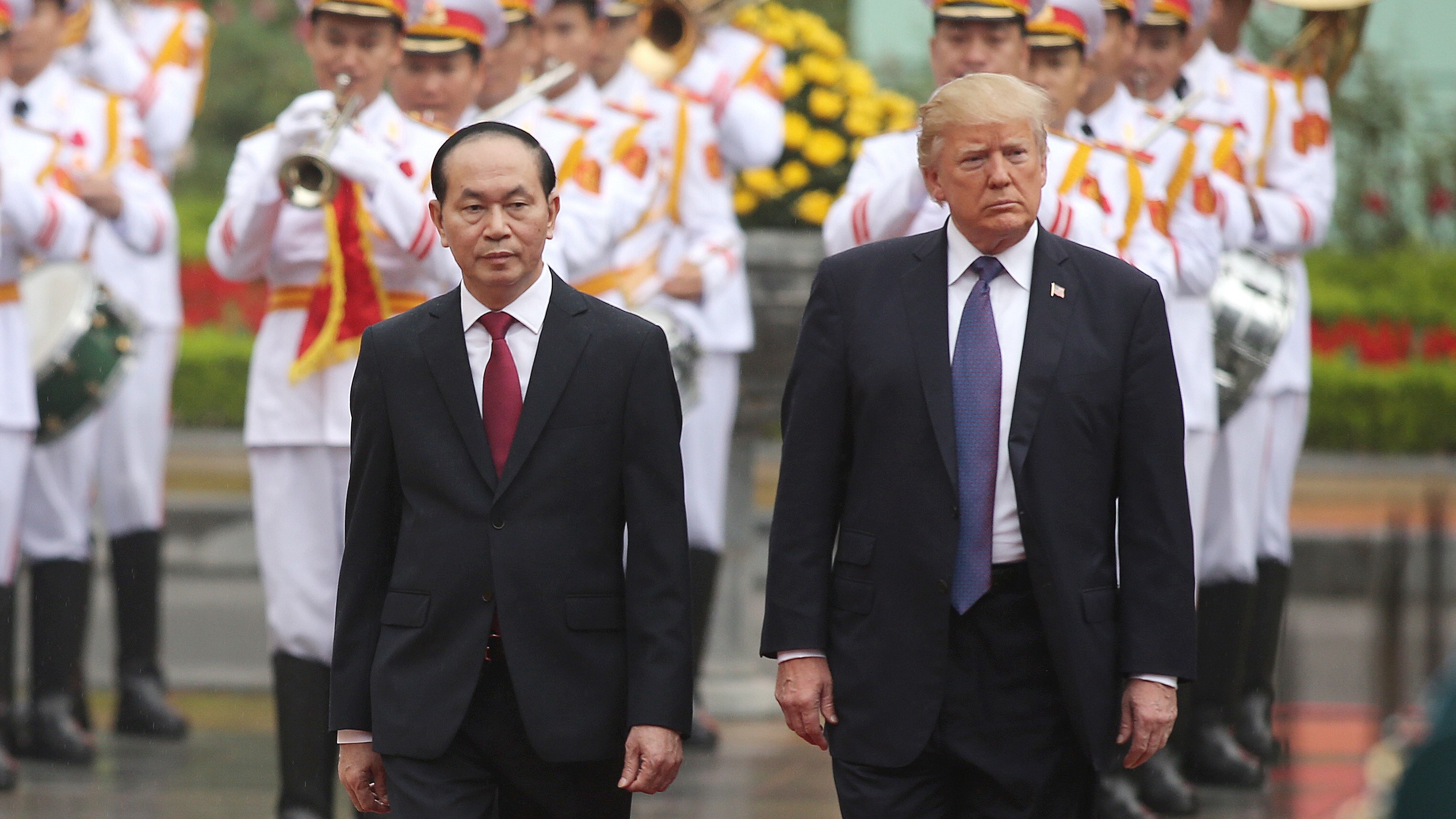 Le don Tong thong Trump tai phu Chu tich hinh anh