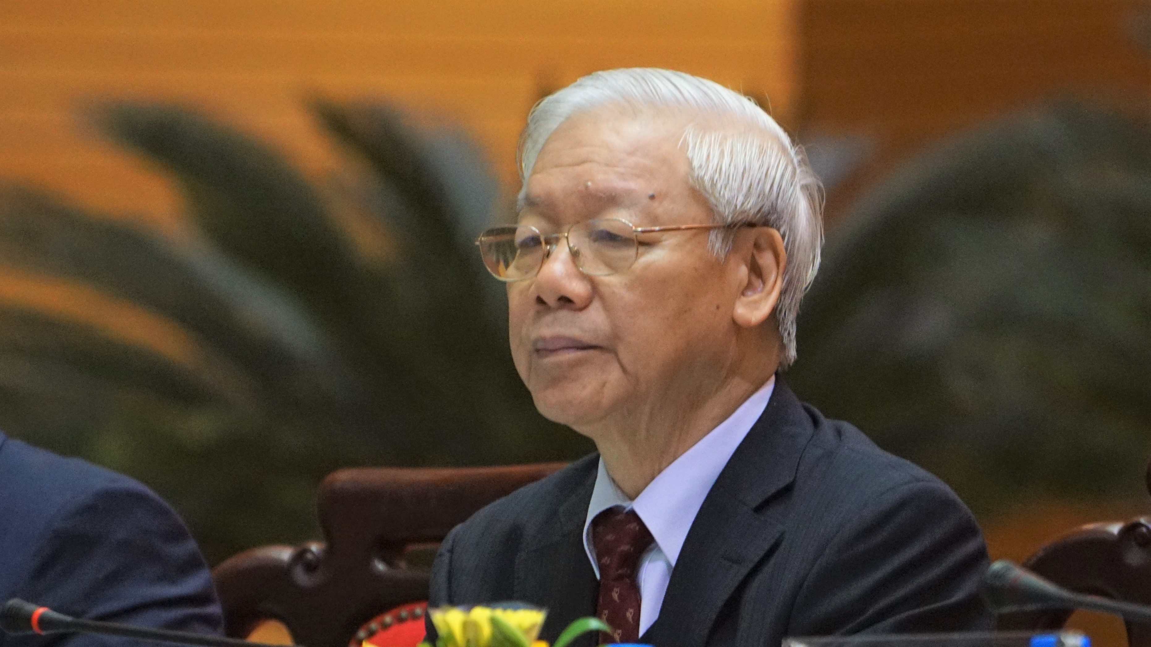 Kien quyet chong tham nhung, tieu cuc trong cong tac can bo hinh anh