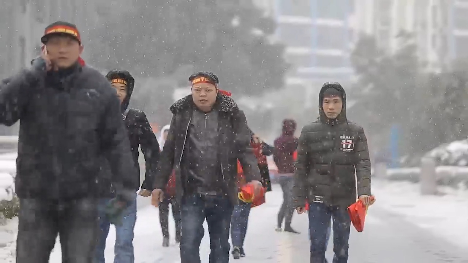 CDV sang Thuong Chau tiep lua cho U23 Viet Nam hinh anh