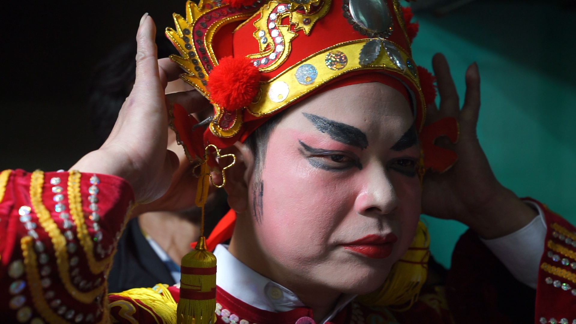 Man hoa trang ky cong cho 3 ong Phuc - Loc - Tho o hoi lang Tho Ha hinh anh