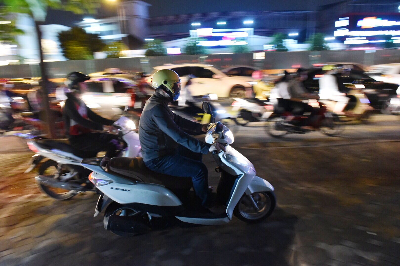 giao thong dip le 30/4 anh 13