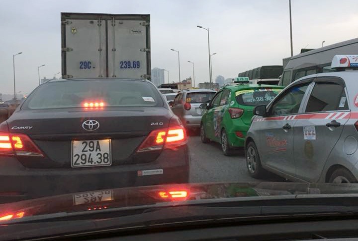 giao thong dip le 30/4 anh 8