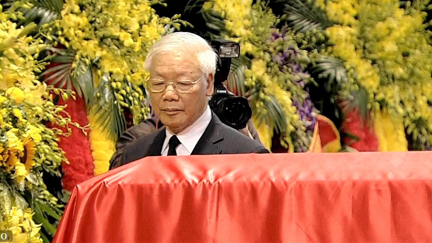 Lanh dao Dang, Nha nuoc chao Chu tich nuoc Tran Dai Quang lan cuoi hinh anh