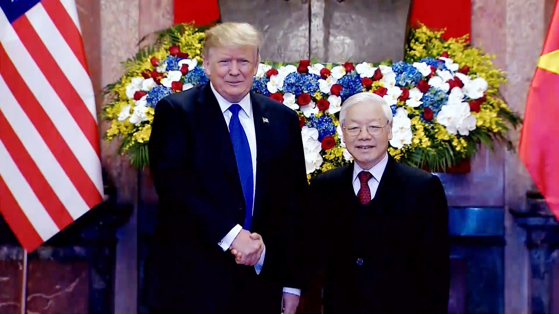 Tong thong Donald Trump: 'Toi rat yeu quy dat nuoc, con nguoi VN' hinh anh