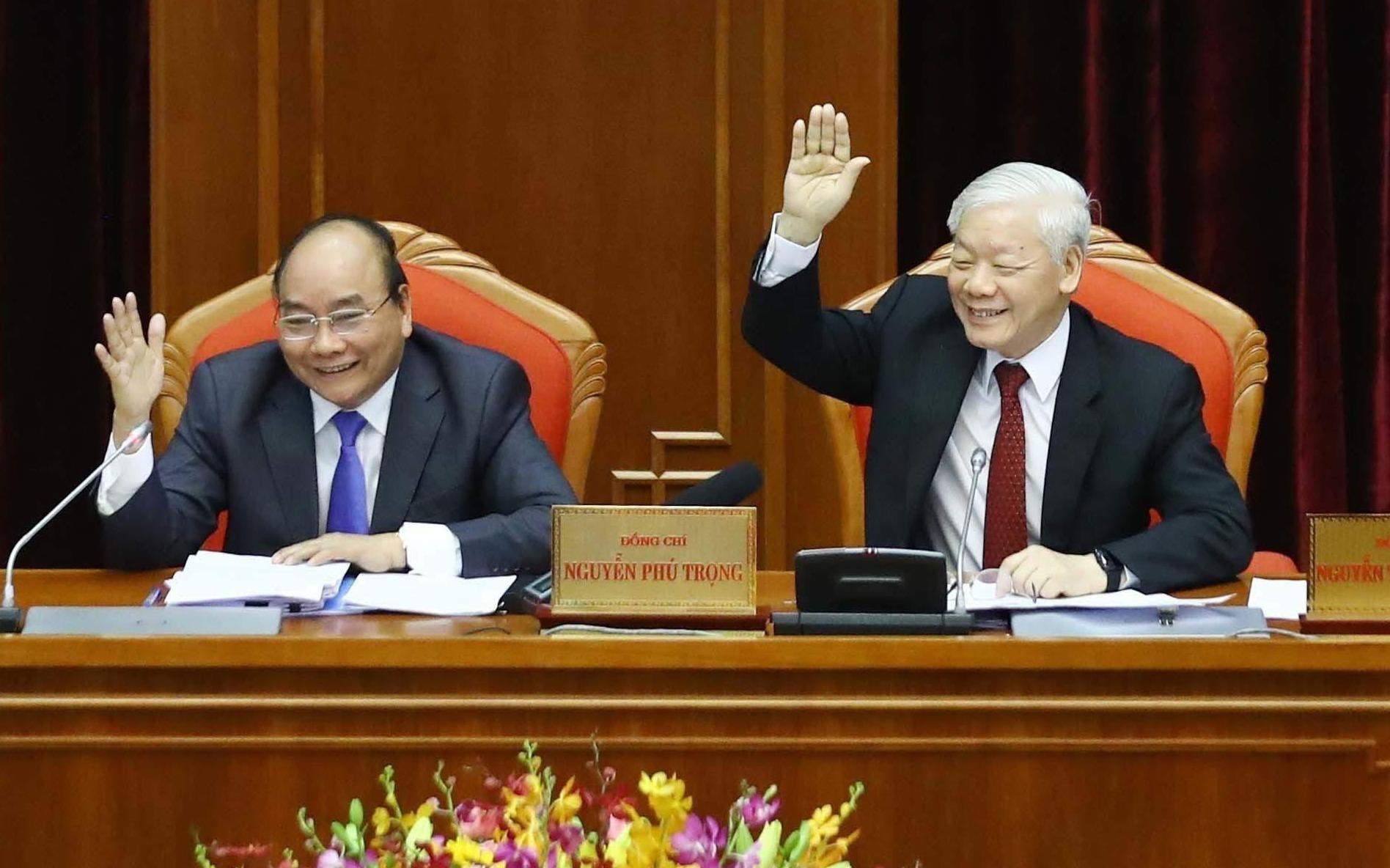 Khai mac hoi nghi Trung uong 10 hinh anh