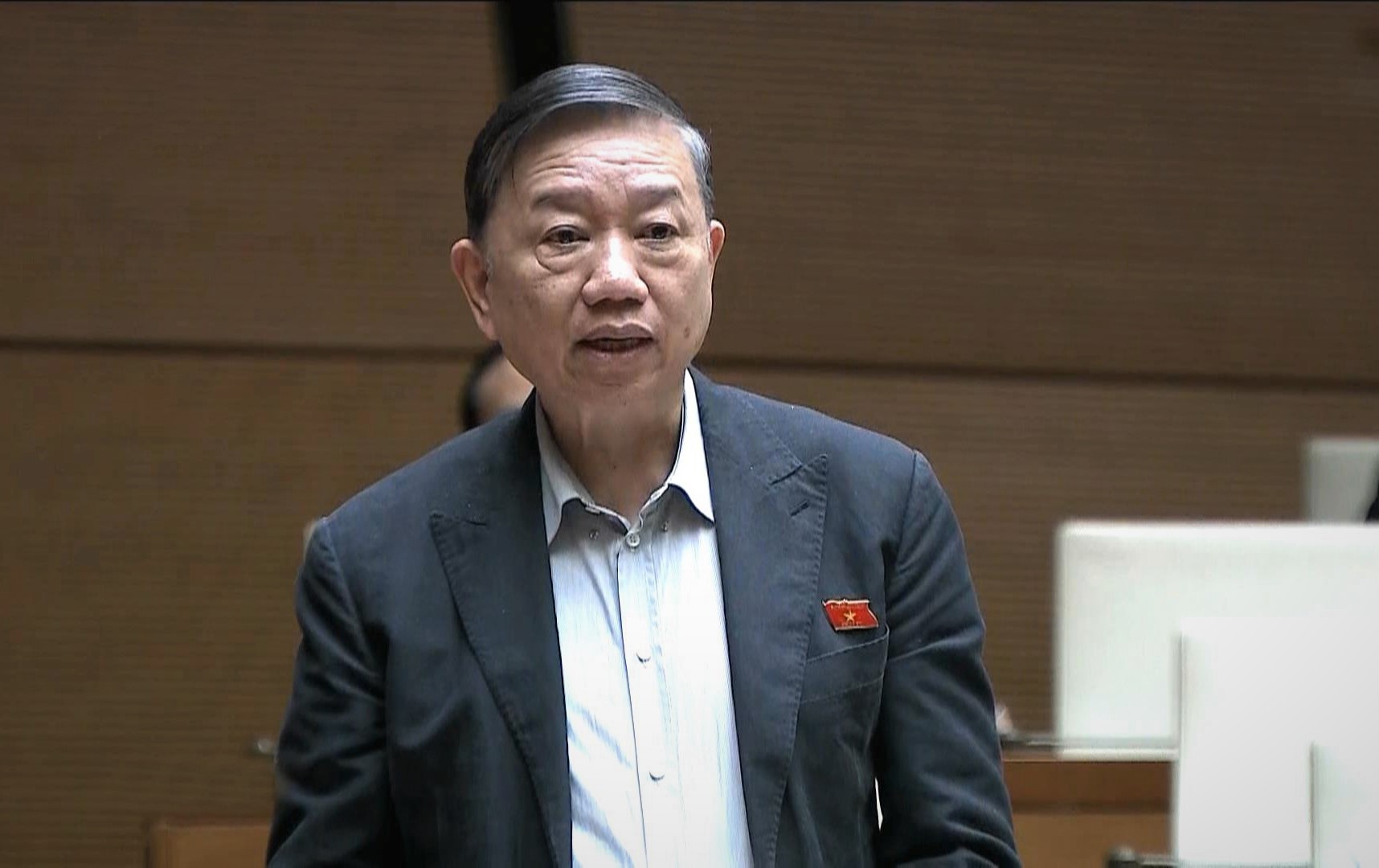 Bo truong To Lam noi ve cac sai pham y te hinh anh