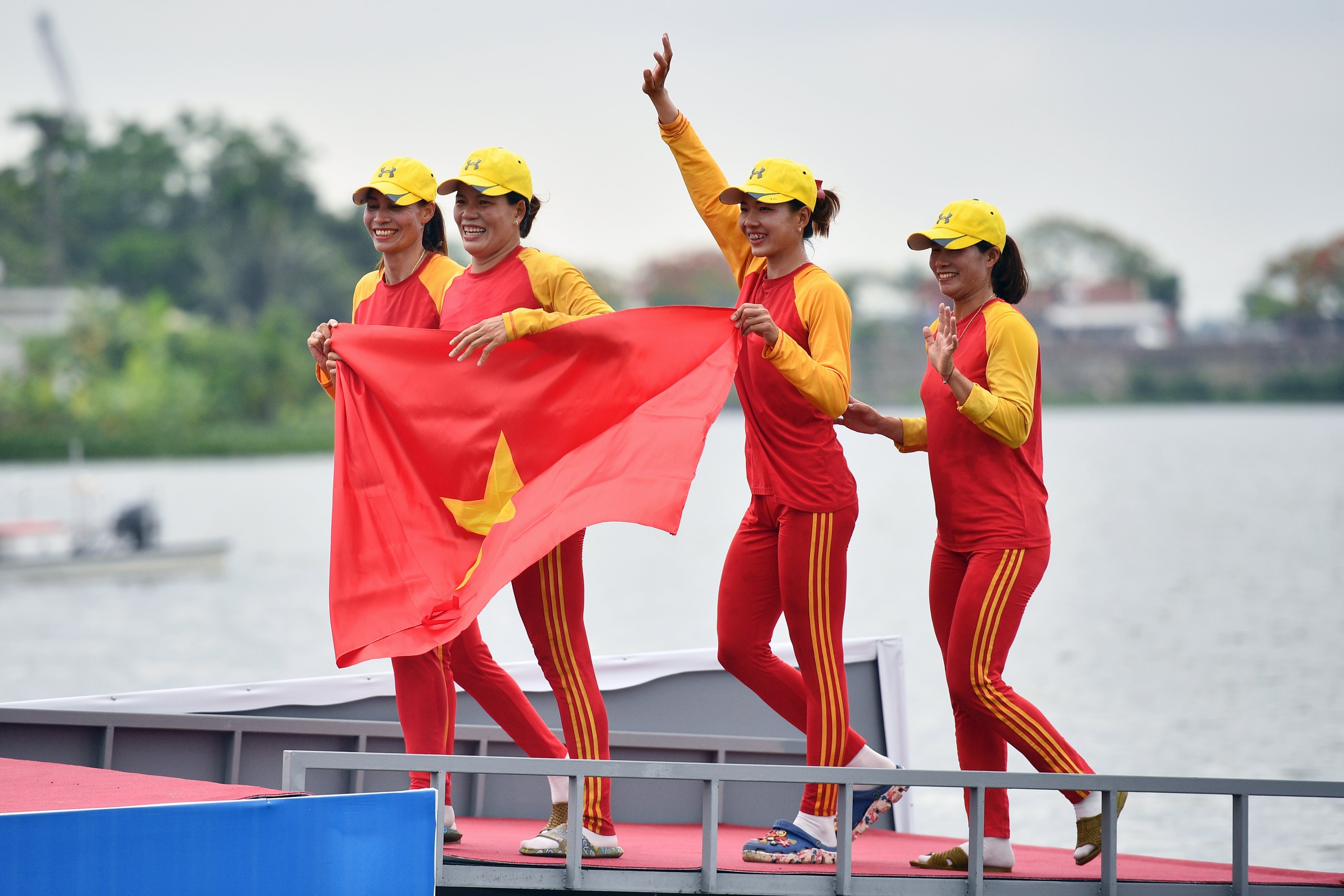 Video cac mon thi dau o SEA Games 31 sang 11/5 hinh anh