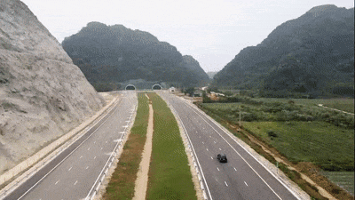 Trai nghiem toan tuyen cao toc 12.000 ty dong Mai Son - Quoc lo 45 hinh anh