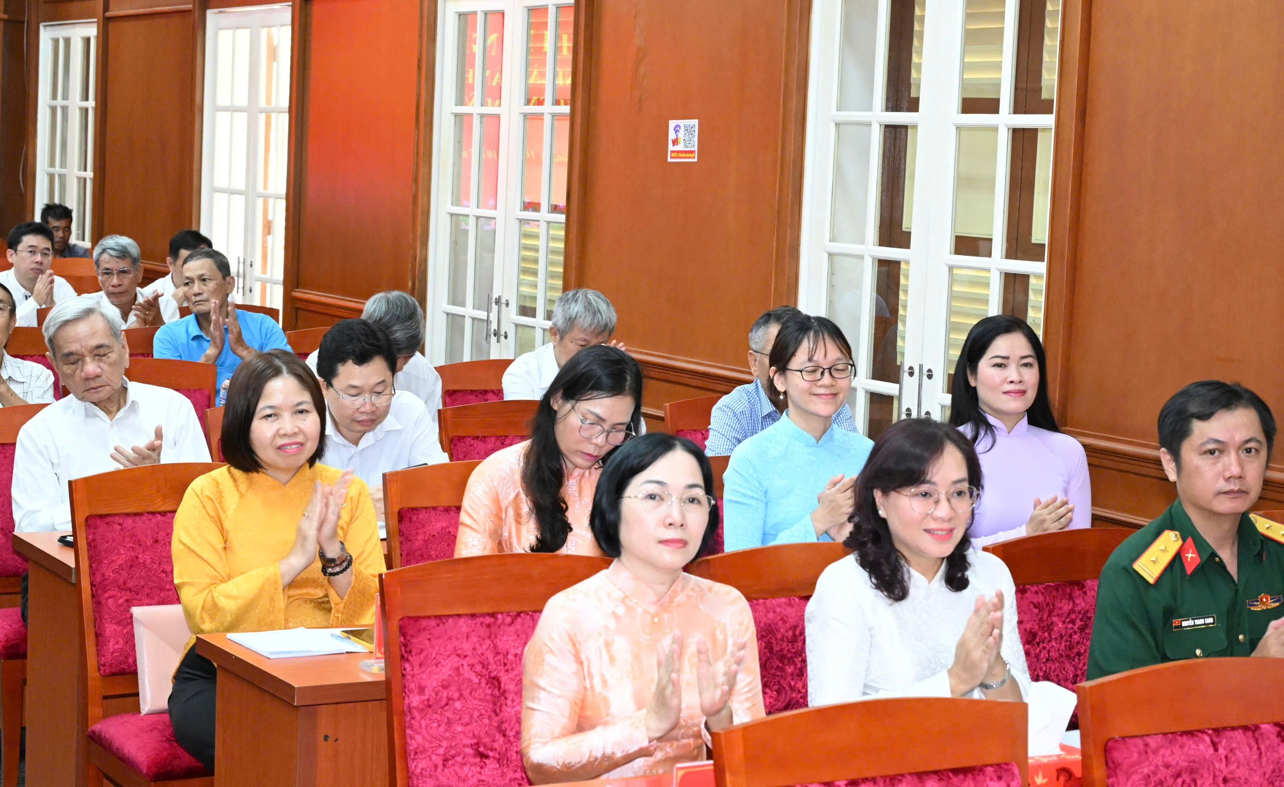 Phuong Sai Gon anh 2