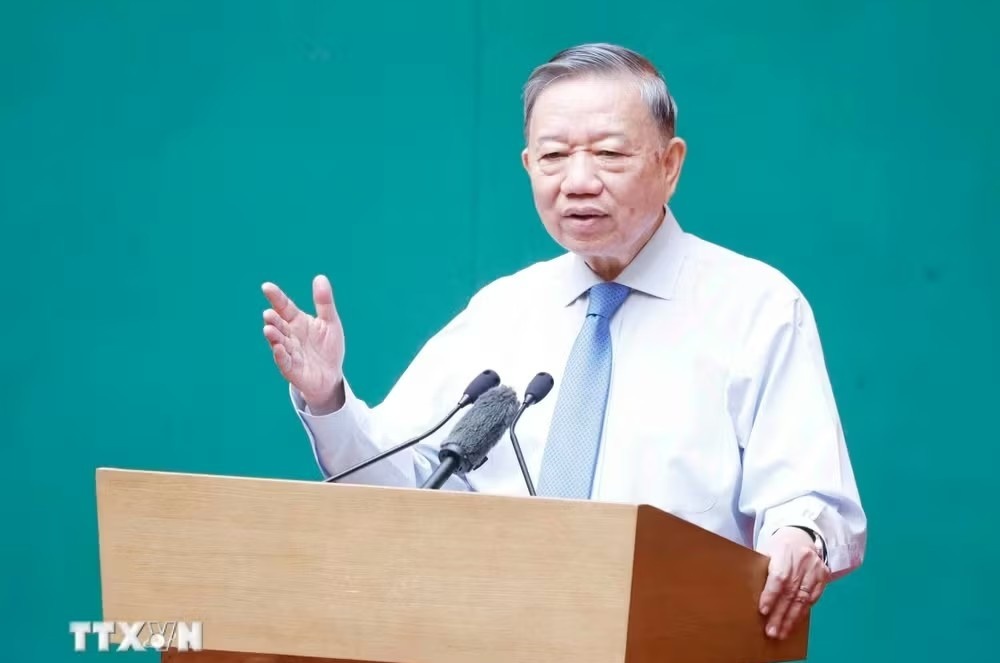 Xây dựng lực lượng Cảnh sát nhân dân đáp ứng yêu cầu tình hình mới