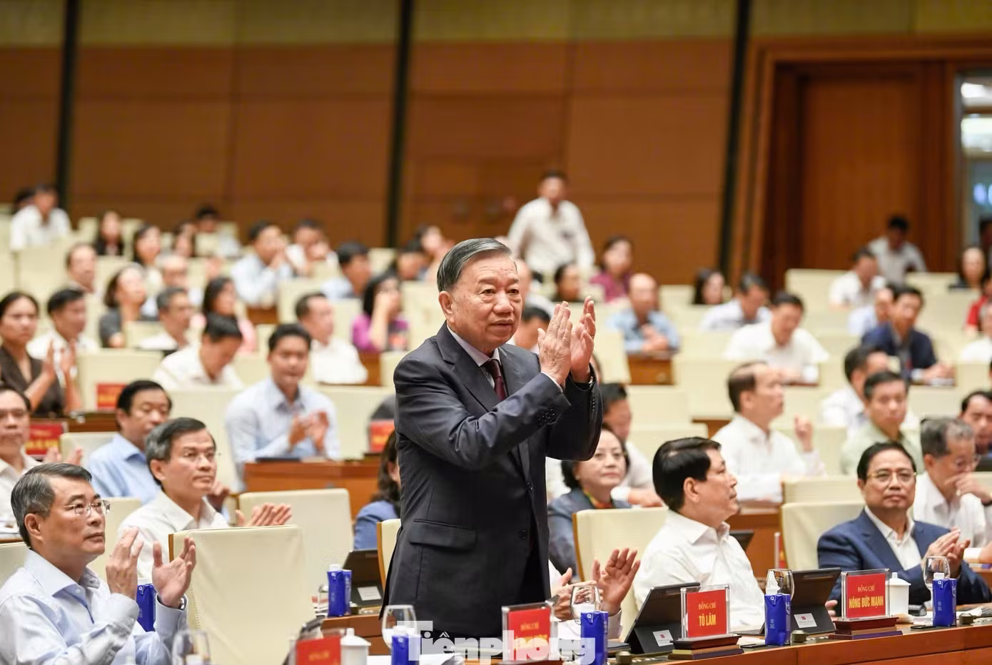 Trung ương 3 ảnh 3