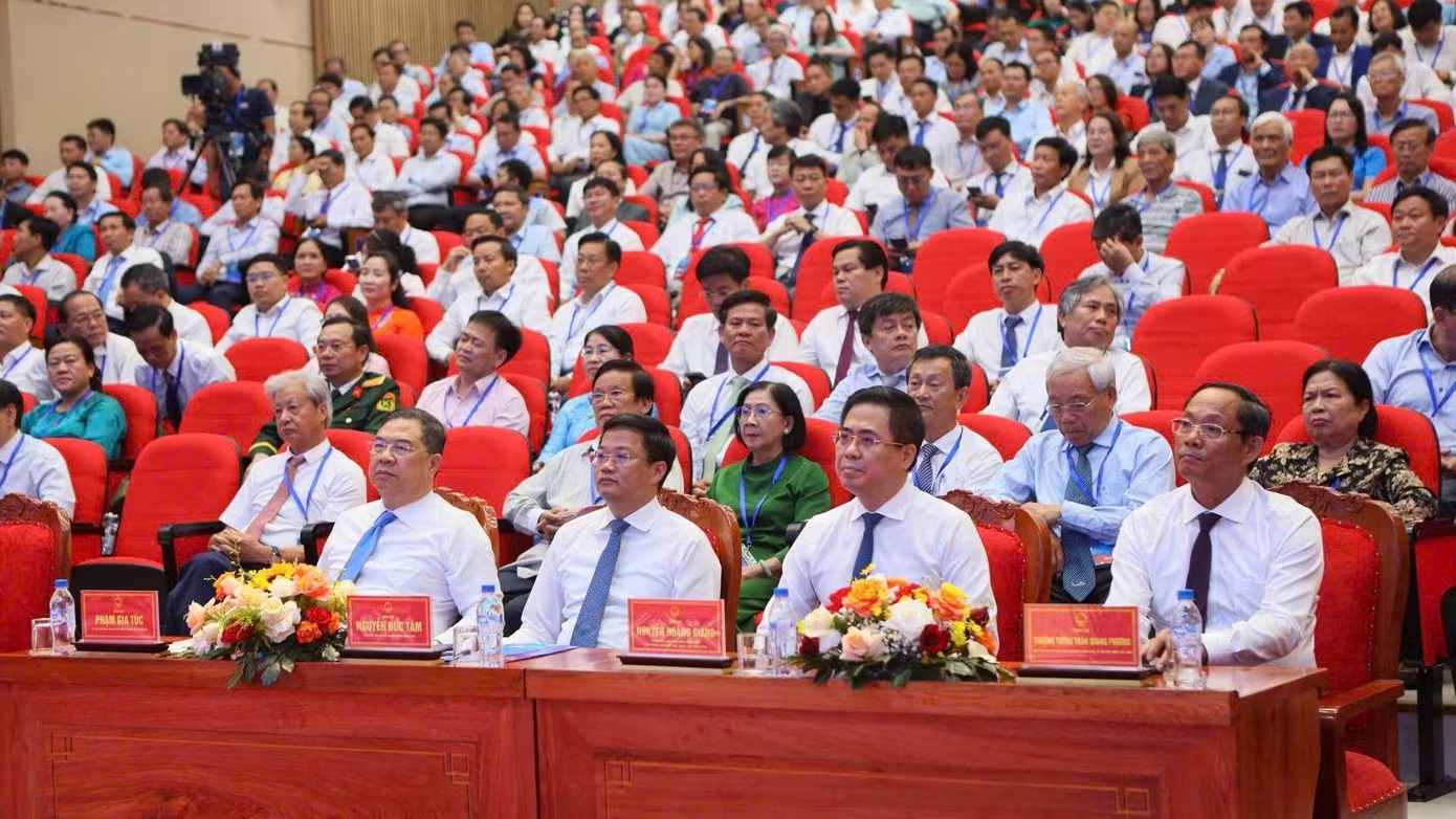 Dung Quất ảnh 1