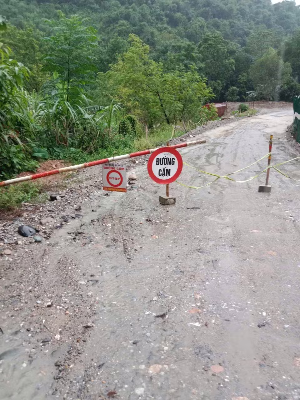 mưa lớn ảnh 4