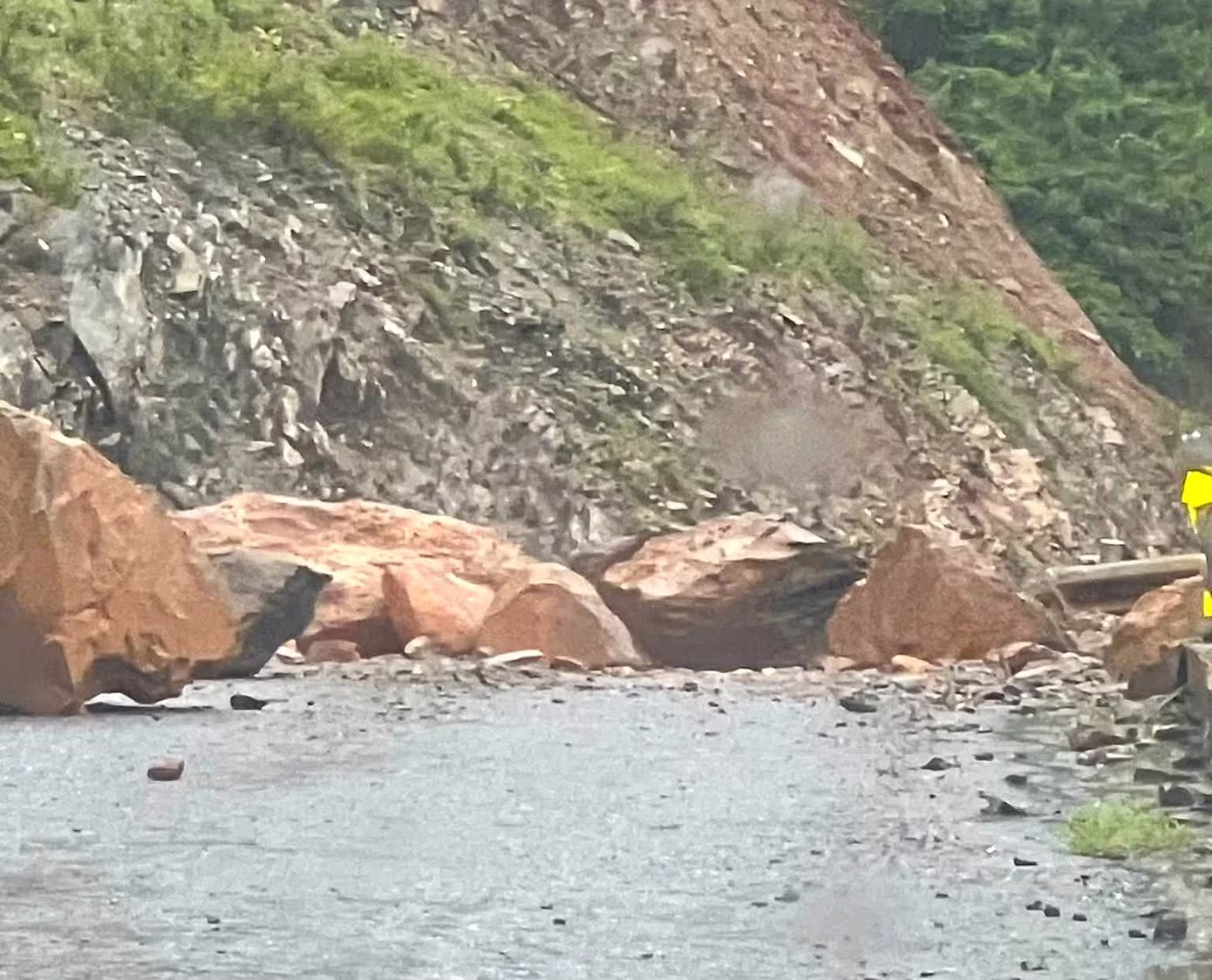 mưa lớn ảnh 1
