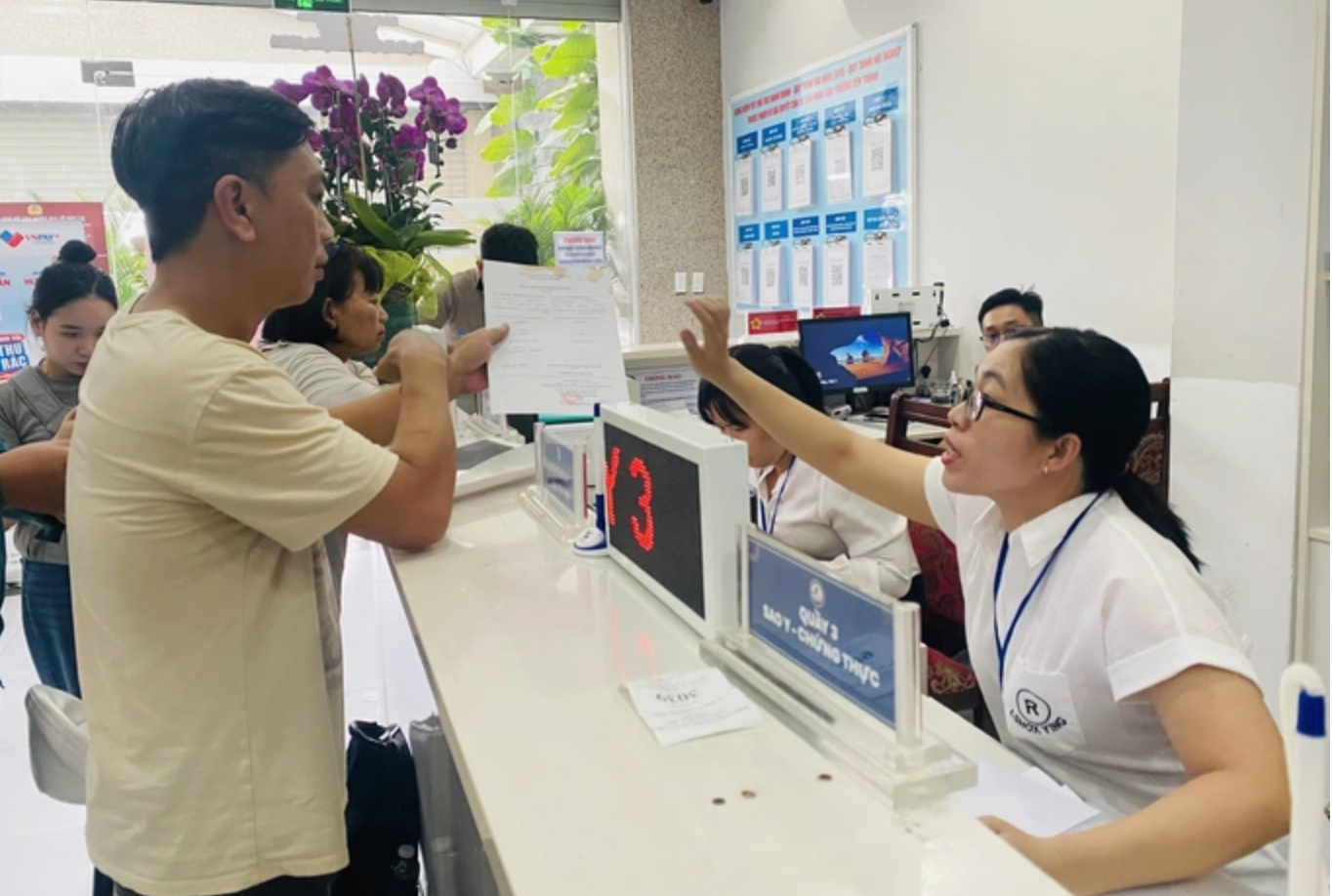 TP.HCM cử cán bộ sở, ngành xuống phường, xã xử lý việc khó