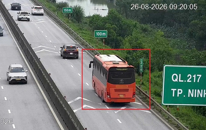 Yêu cầu đánh giá kỹ quy định 'khoảng cách an toàn trên cao tốc'