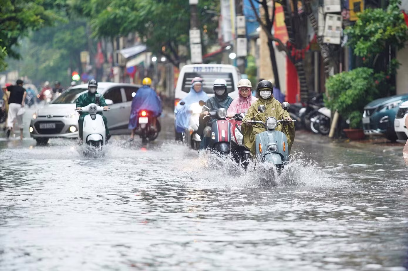 Miền Bắc bước vào đợt mưa rất lớn, có nơi vượt 500 mm