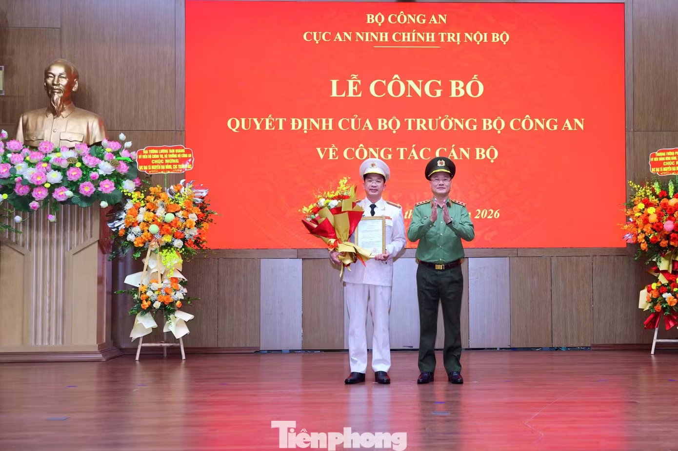 Cục trưởng cục an ninh ảnh 1