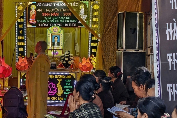 nam sinh bị nước cuốn ảnh 1