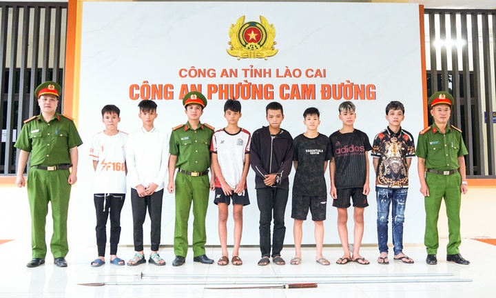 khởi tố 4 thanh ni&ecirc;n ảnh 1