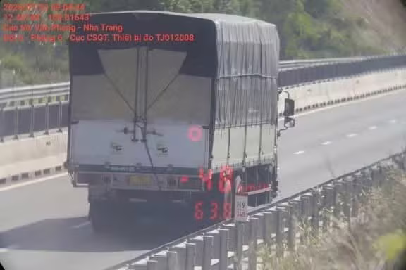 Cục CSGT tạm dừng 'bắn' tốc độ tối thiểu trên các đoạn dốc cao tốc