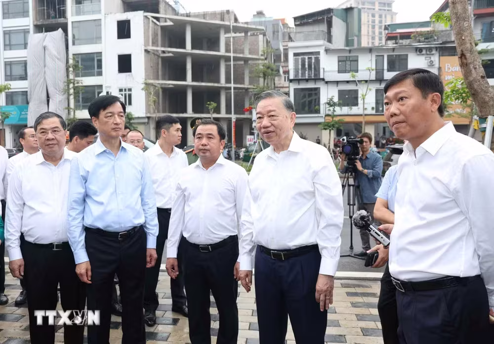 Tổng Bí thư, Chủ tịch nước kiểm tra công trình trọng điểm ở Hà Nội