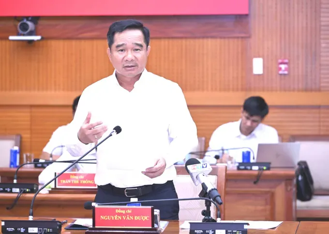 B&iacute; thư Th&agrave;nh ủy ảnh 2