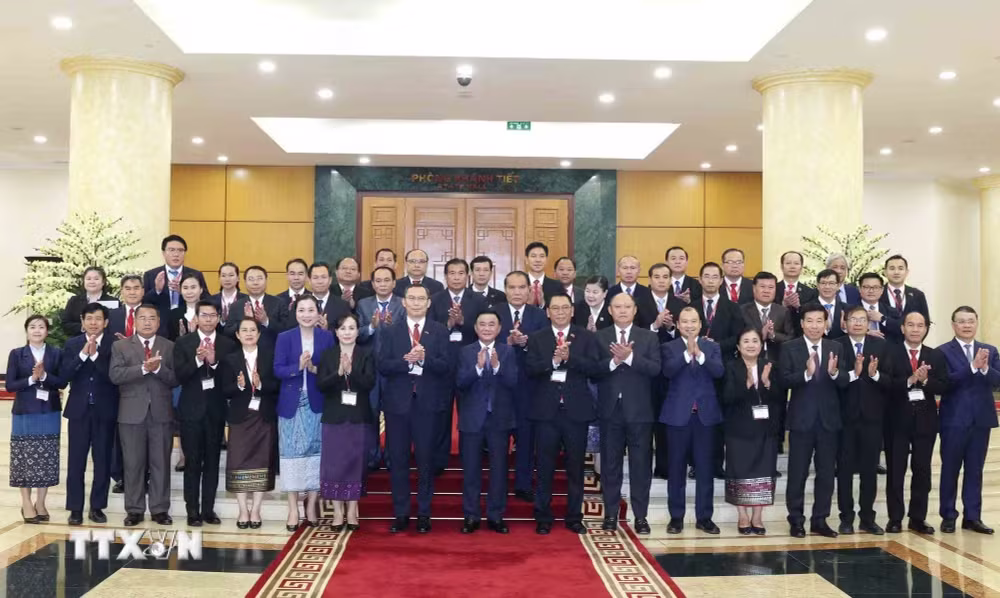 Ban B&iacute; thư ảnh 3