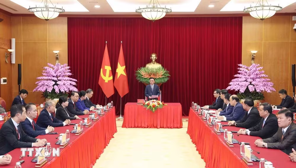 Ban B&iacute; thư ảnh 2
