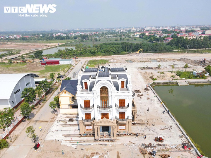 Biệt thự 4 tầng ảnh 1
