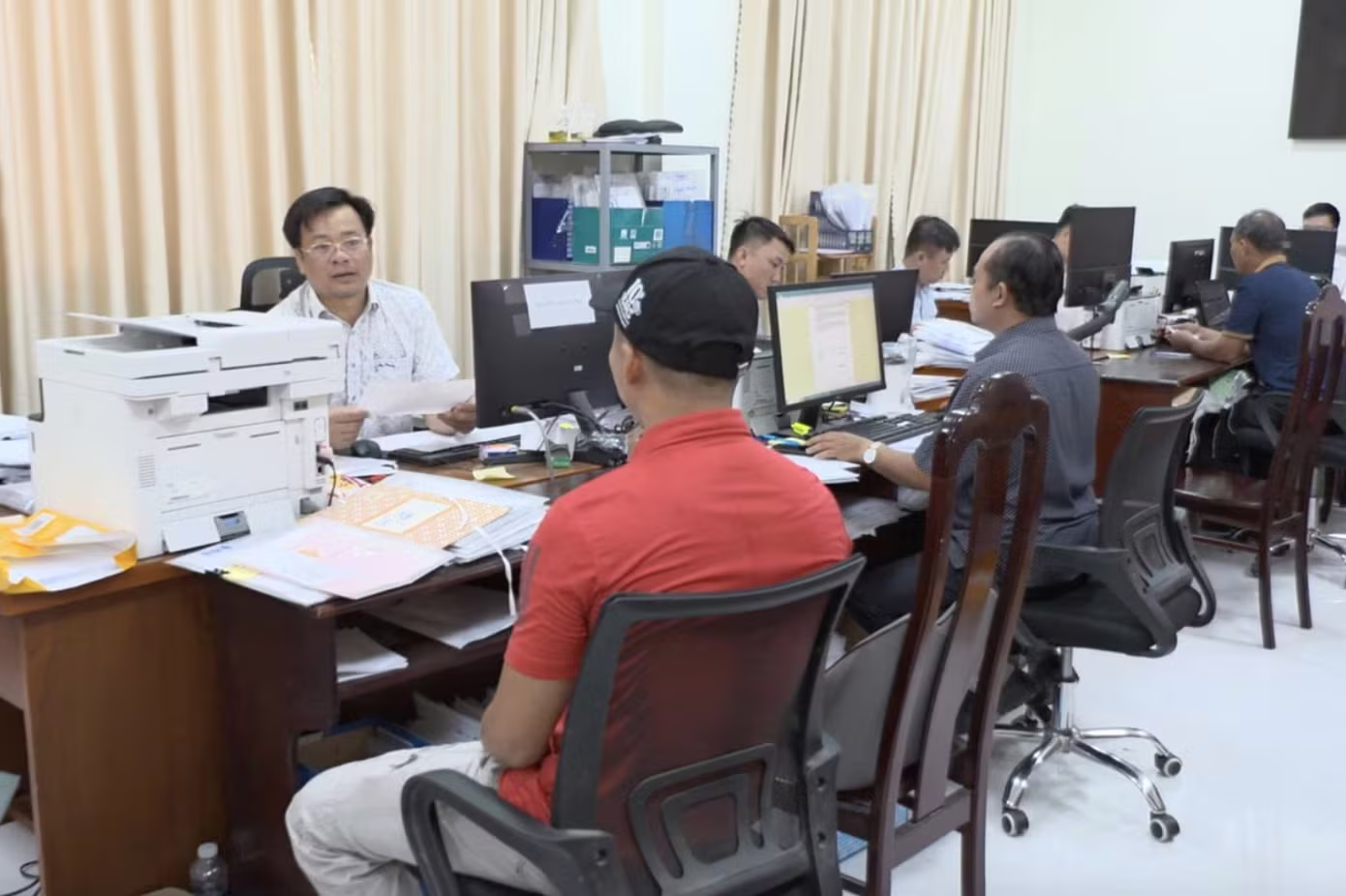&ocirc;ng Đinh Văn Nơi ảnh 2