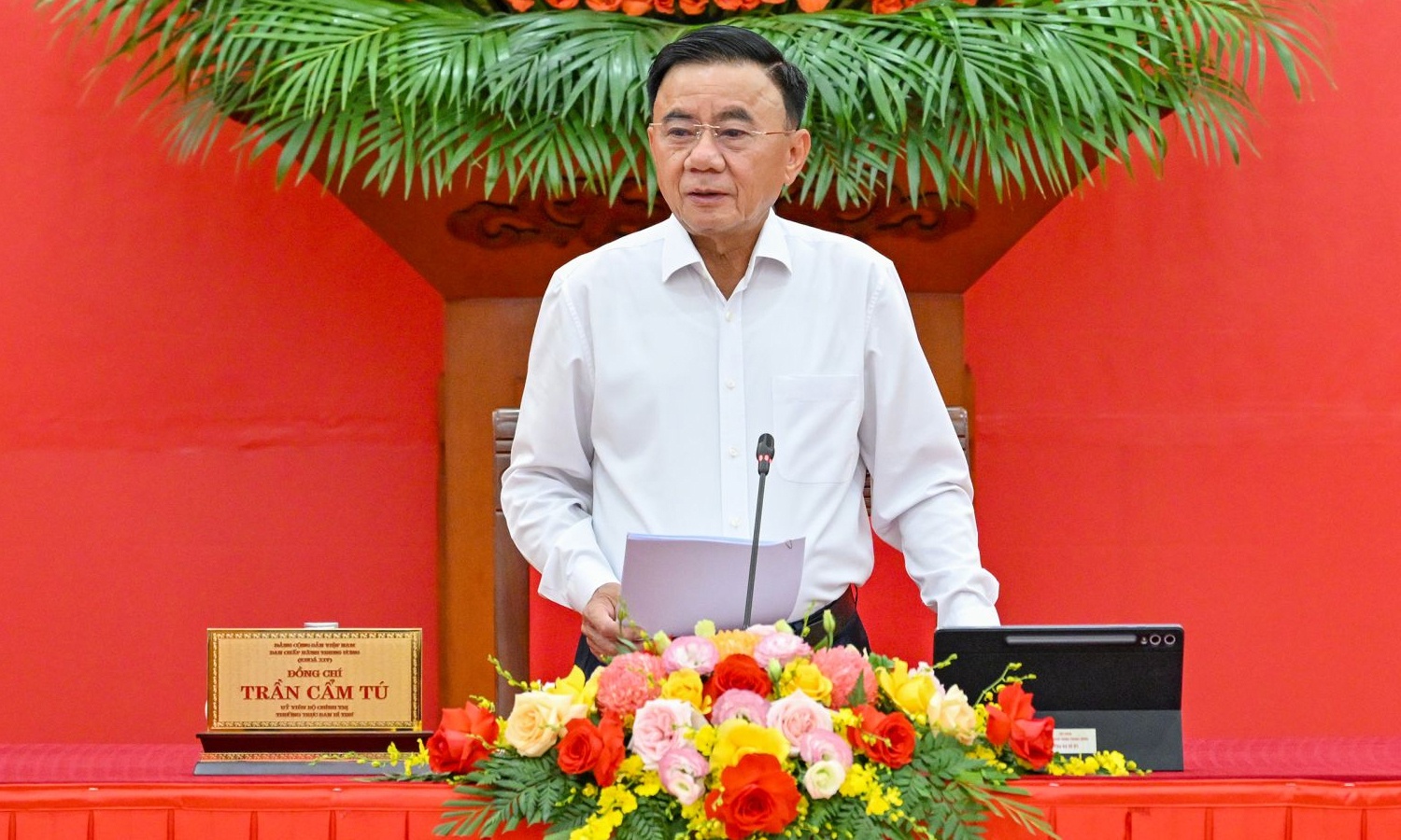 Ban Bí thư yêu cầu các cơ quan Đảng giảm 10% hội nghị mỗi năm