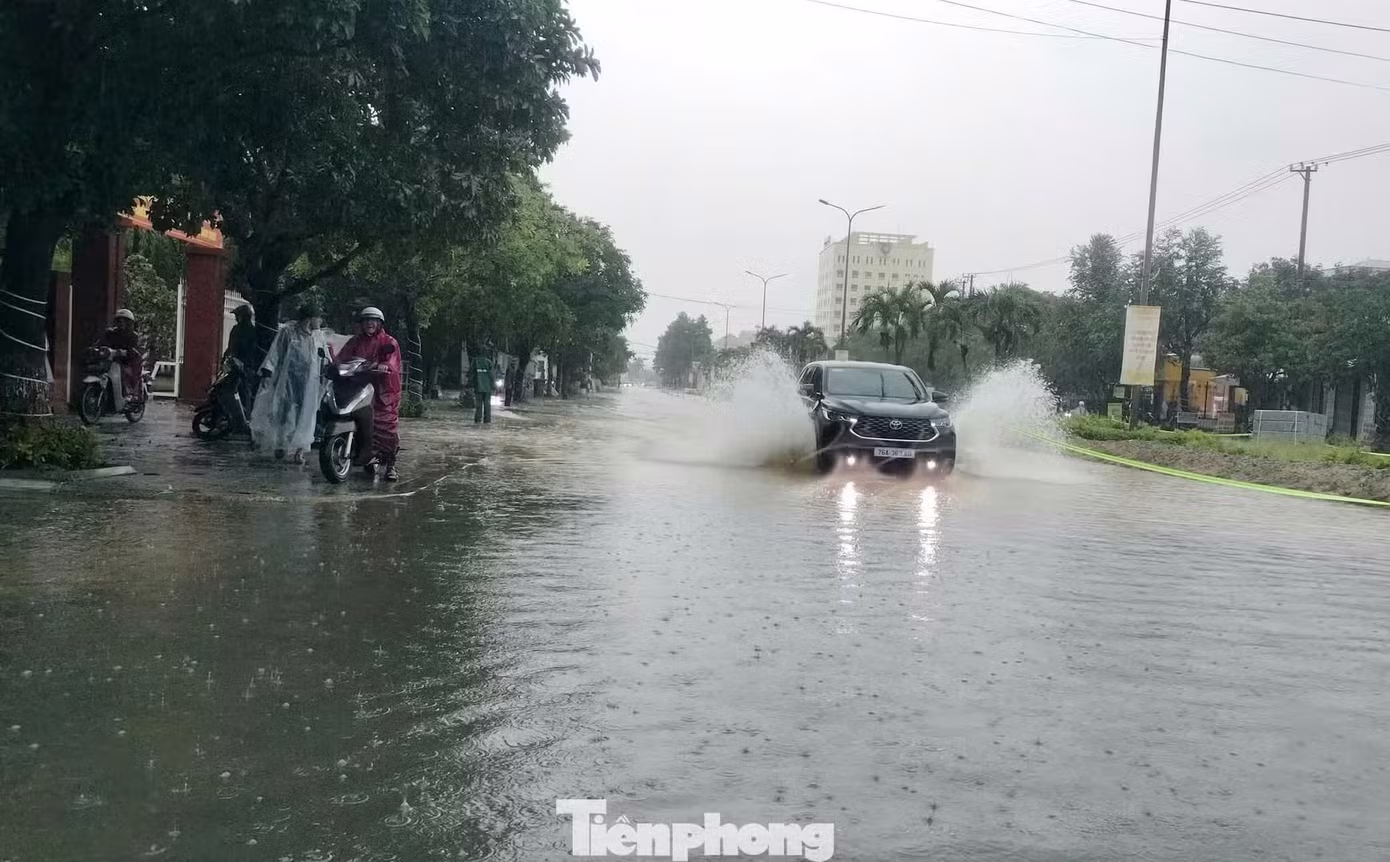 mưa  ảnh 1