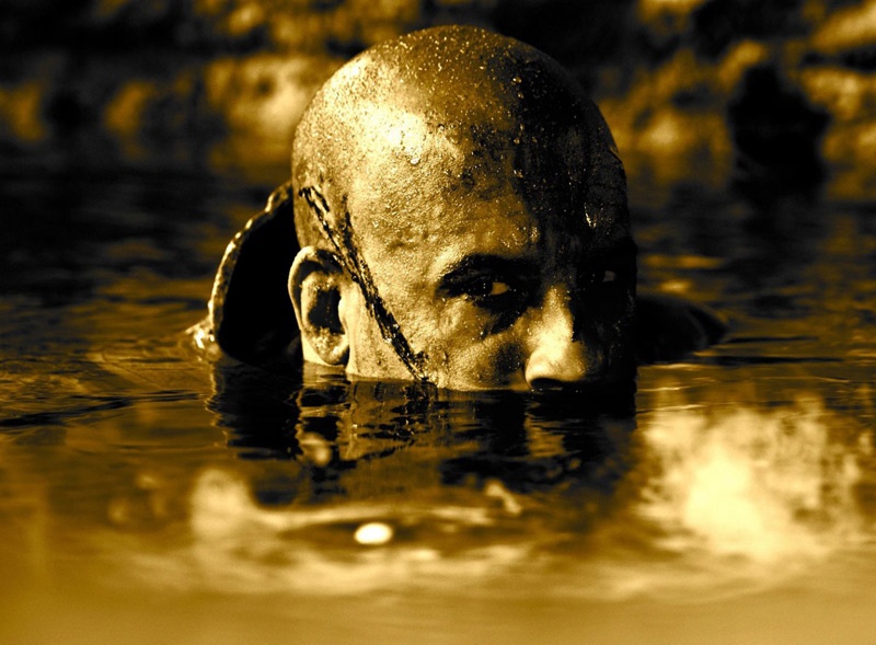 Ten trom bi truy na toan thien ha tai xuat man anh hinh anh