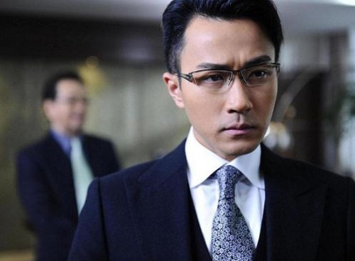 Luu Khai Uy stress 2 lan vi mot vai dien hinh anh