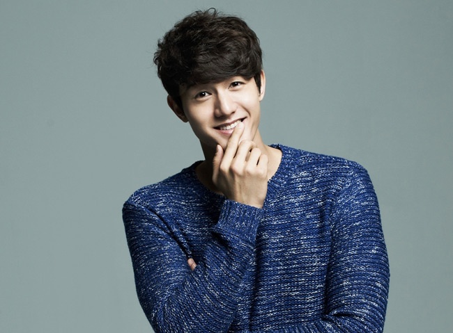 'My nam tiem mi' Lee Ki Woo den Viet Nam hinh anh