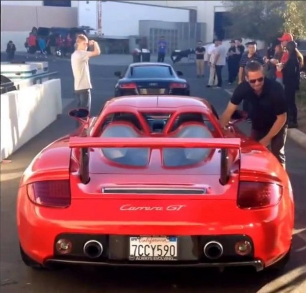Clip ghi lai khoanh khac cuoi cung cua Paul Walker hinh anh