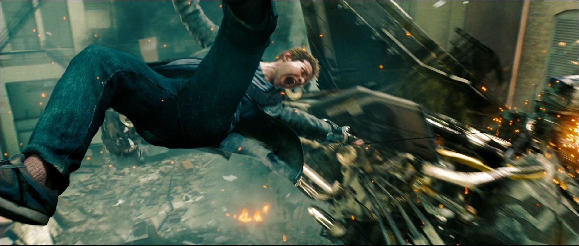 Sam vs Starscream hinh anh