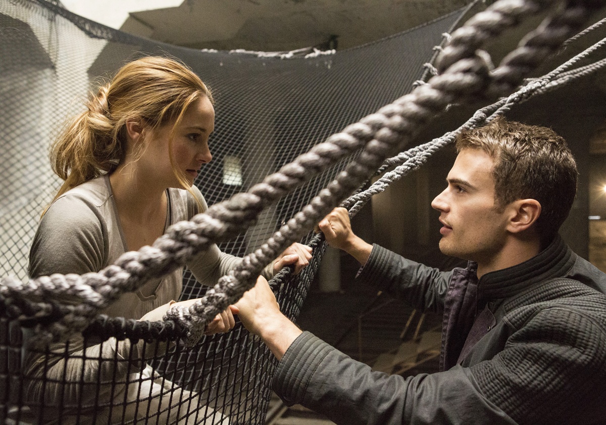 He lo bo phim duoc xem la phien ban moi cua 'Twilight' hinh anh