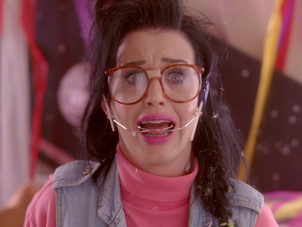 Nhung tao hinh an tuong trong MV cua Katy Perry hinh anh