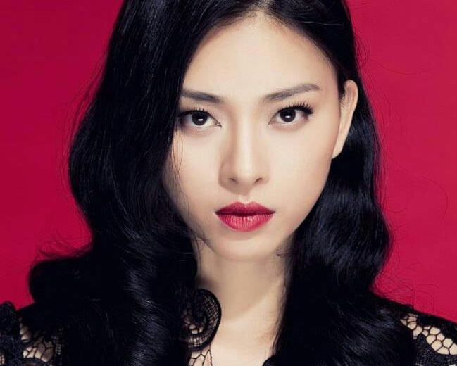 Sao Viet chia buon voi nan nhan tren chuyen bay MH370 hinh anh