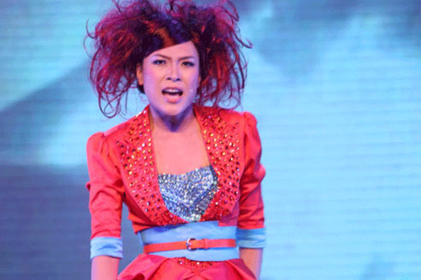 Ca si Viet bao thu va ngai lam moi ban than hinh anh