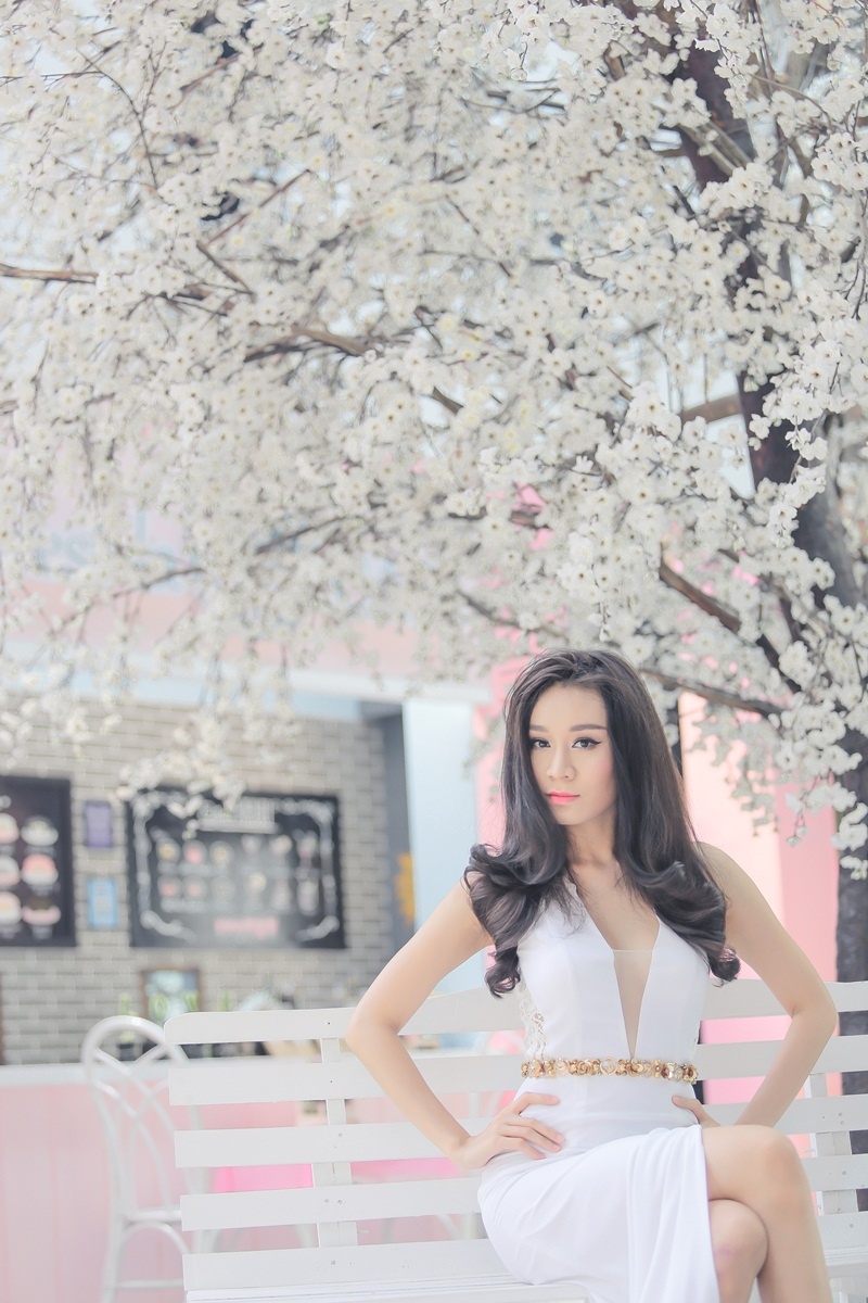 Vốn sở hữu lợi thế vẻ đẹp cá tính cùng chiều cao lý tưởng và đôi chân dài, Minh Thư sẽ khai thác tối đa những ưu điểm của mình trong thời gian tới.