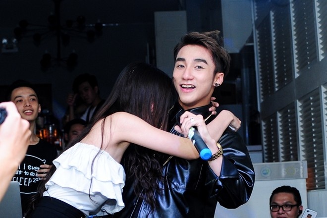 Son Tung M-TP: ‘Toi thay minh nam tinh, khong he eo la' hinh anh